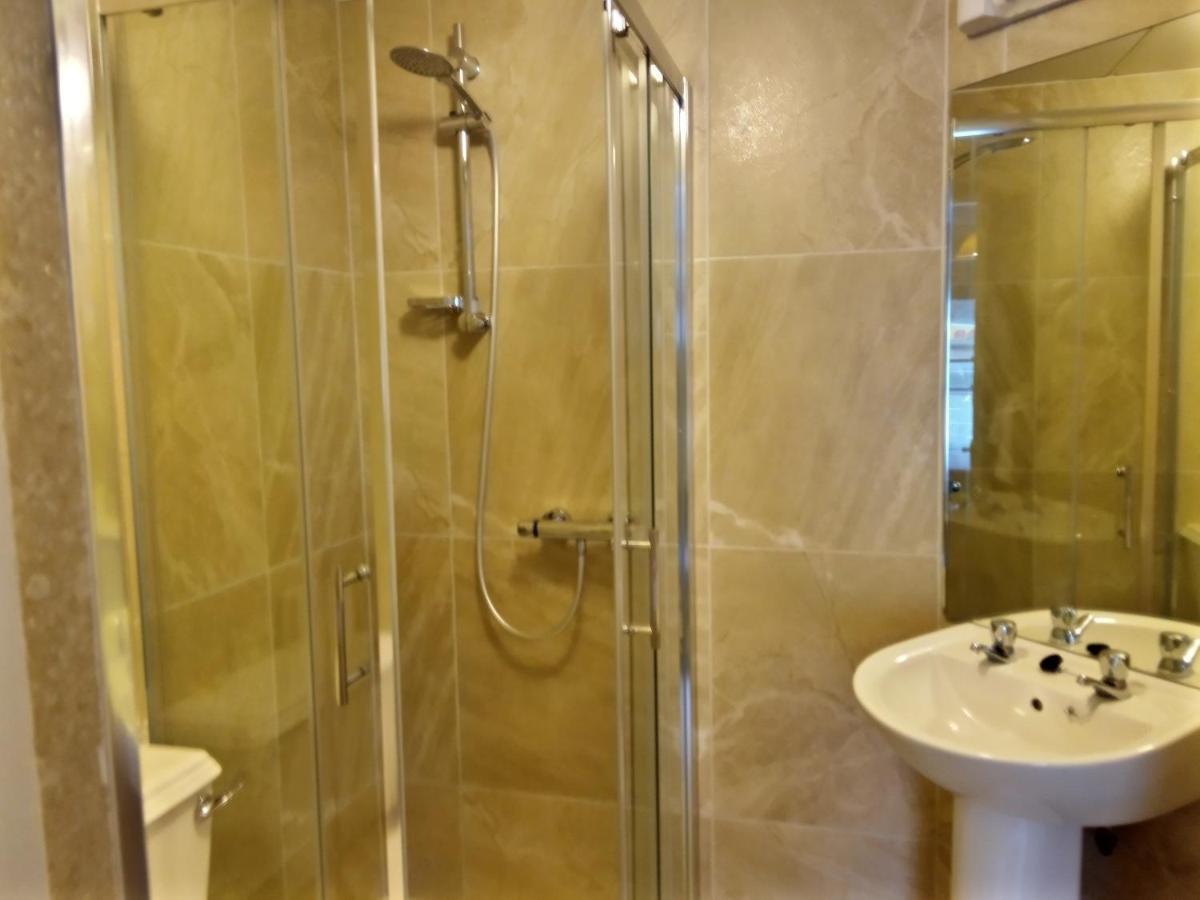 The Anchorage Guest House واتيرفورد المظهر الخارجي الصورة