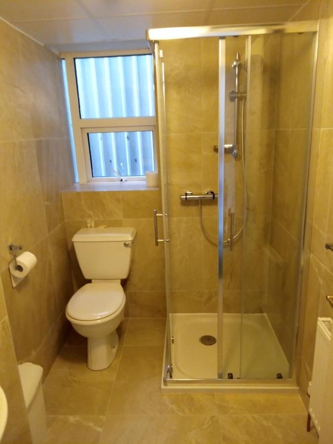 The Anchorage Guest House واتيرفورد المظهر الخارجي الصورة